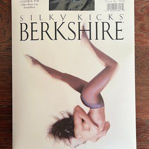 Pantyhose by Berkshire Silky Sheer Kicks control top French Cut Petite BK